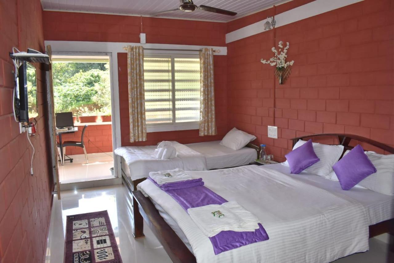 Camp Coorg Apartment Tulsa Exterior foto